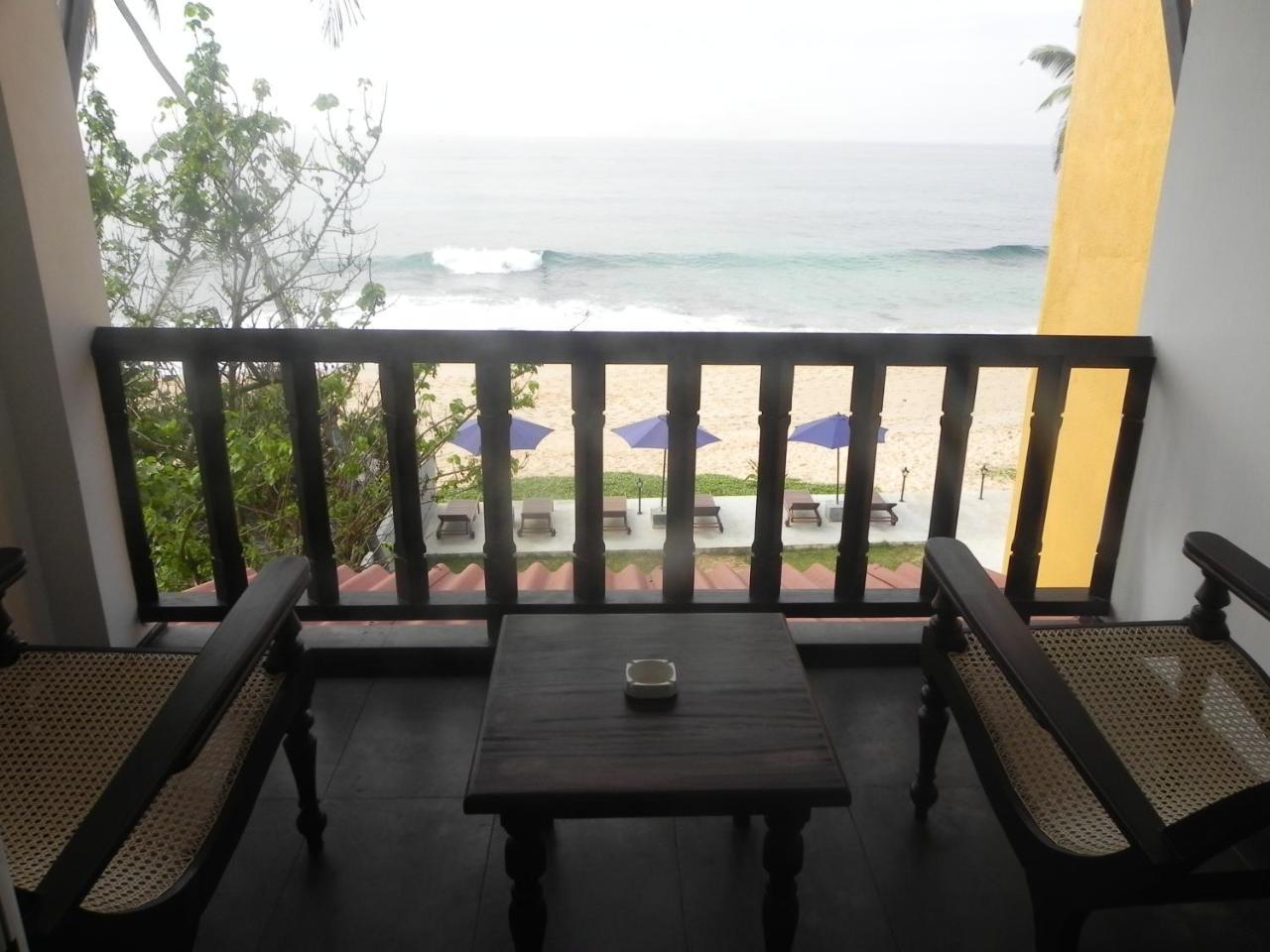 Amanda Beach Villas Unawatuna Værelse billede
