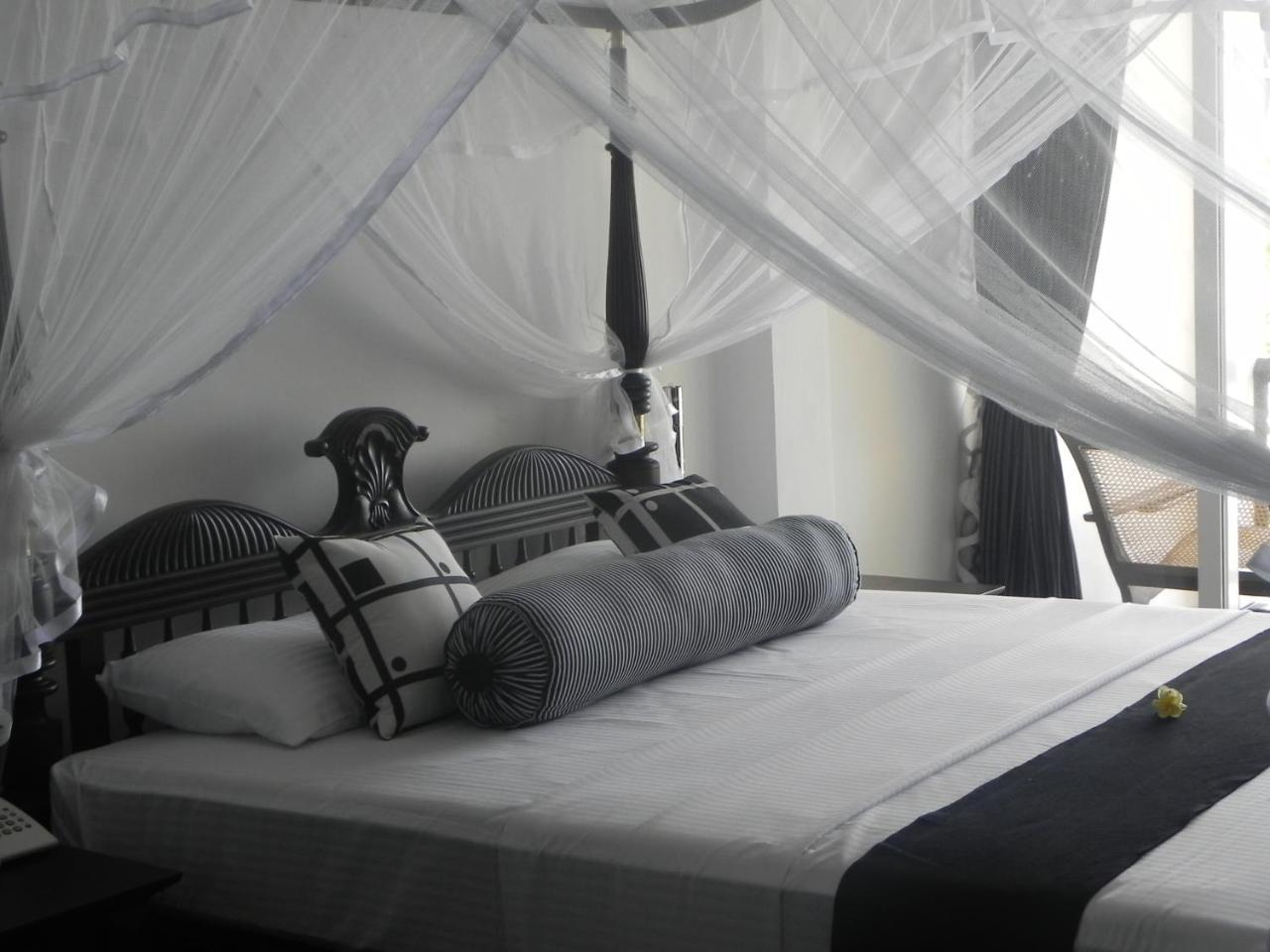 Amanda Beach Villas Unawatuna Eksteriør billede