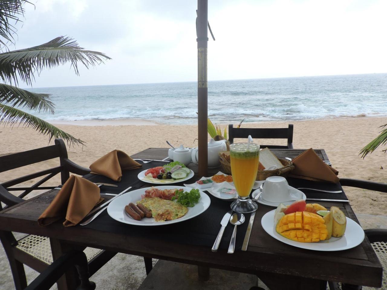 Amanda Beach Villas Unawatuna Eksteriør billede