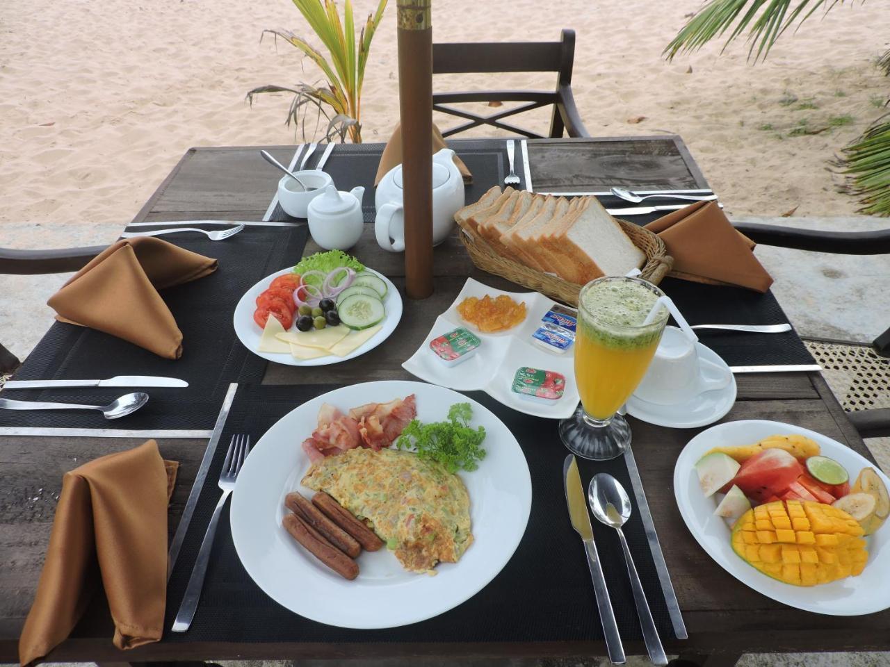 Amanda Beach Villas Unawatuna Eksteriør billede