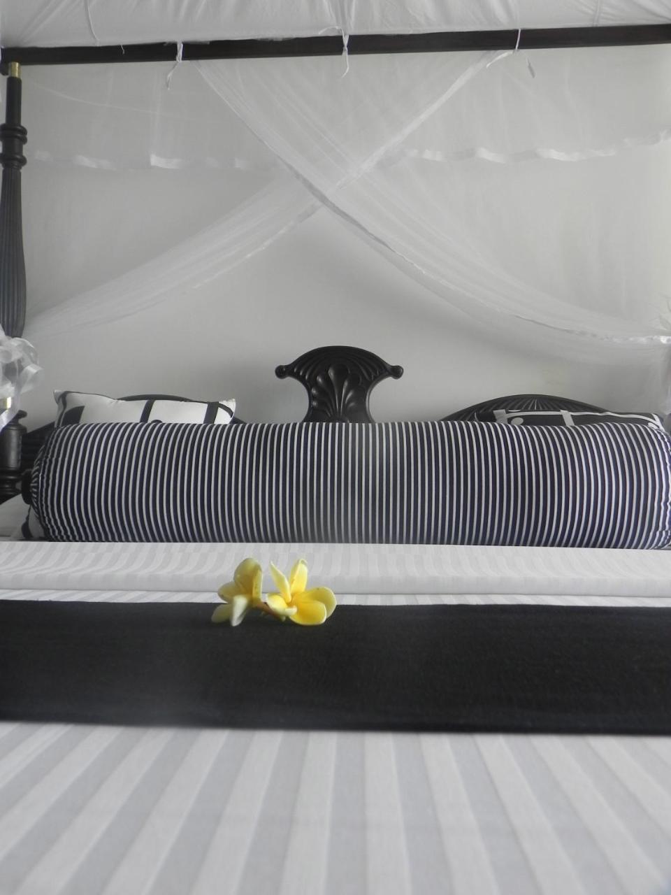 Amanda Beach Villas Unawatuna Eksteriør billede